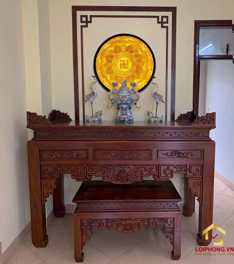 Hình ảnh bàn thờ gia tiên dạng bàn thờ chân đứng và sập thờ