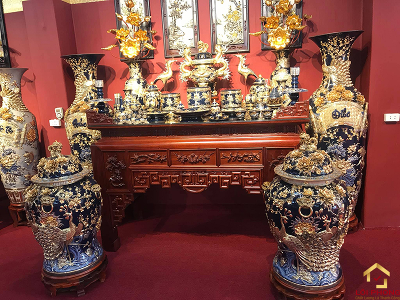 Vị trí đặt bàn thờ nên ở nơi cao ráo, sạch sẽ và thanh tịnh