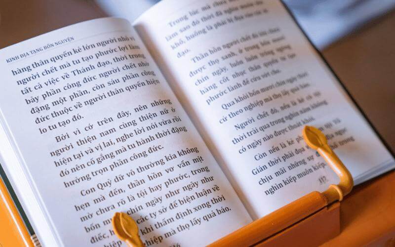 Việc chép kinh sẽ giúp cân bằng lại cảm xúc bản thân theo hướng tích cực nhất