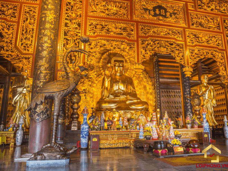 Tượng Phật bằng đồng dát vàng lớn nhất Châu Á