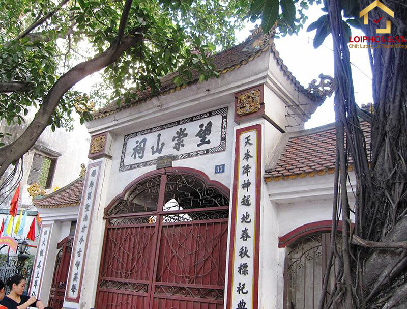 Đền thờ cô Chín ở Hà Nội