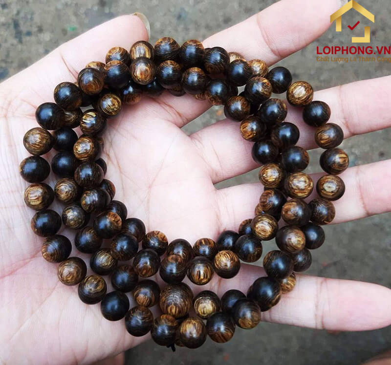 Vòng Trầm Hương Trầm tốc với mẫu mã đa dạng và giá bán cực kỳ phải chăng