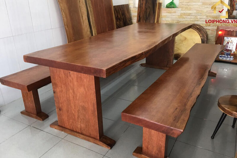 Gụ Nam Phi thích hợp trong việc gia công các bộ sofa nguyên khối