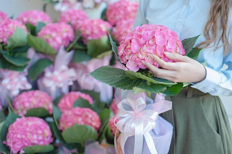 Quà tặng ý nghĩa cho bạn bè, người thân trong dịp đặc biệt