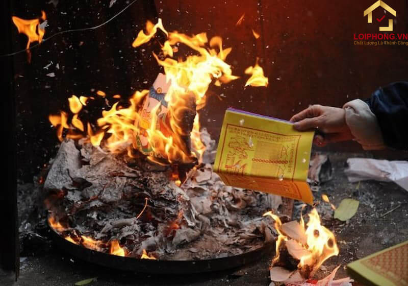 Nhiều người vẫn nhầm lẫn giữa mê tín với tín ngưỡng