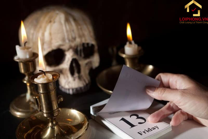 Mê tín khiến con người không còn tin tưởng vào sự phát triển của các sáng kiến khoa học tiến bộ của nhân loại
