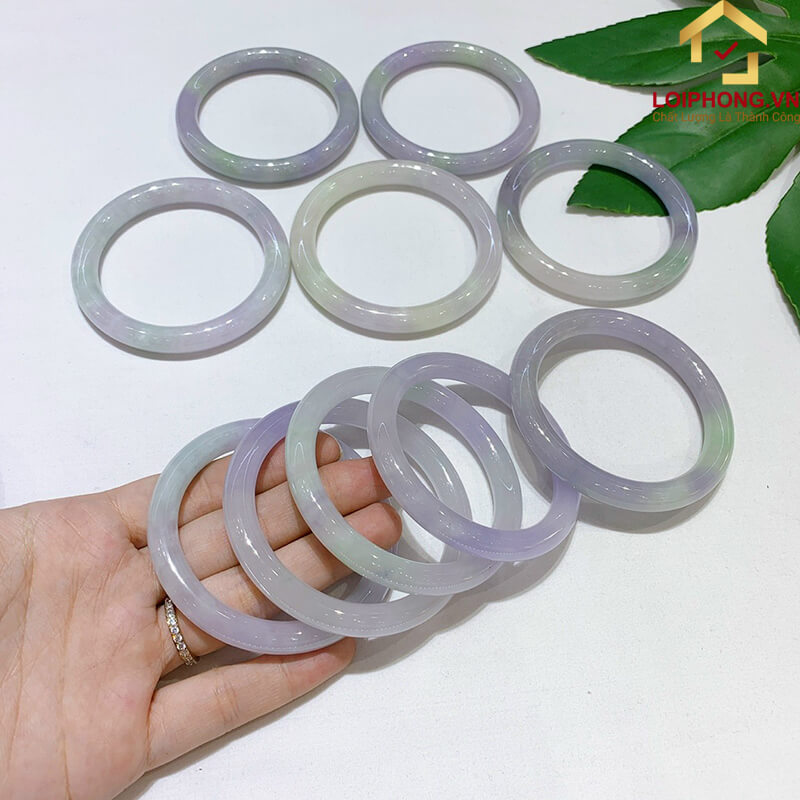 Chọn chất liệu vòng phong thuỷ mệnh Kim  để đảm bảo về quy luật tương sinh trong ngũ hành