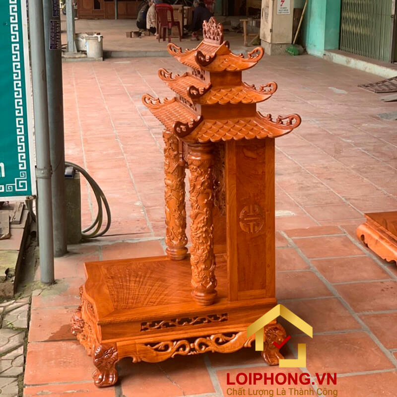 Bàn thờ Ông Địa Thần Tài ba mái đục rồng cột tròn 51x61x107 cm