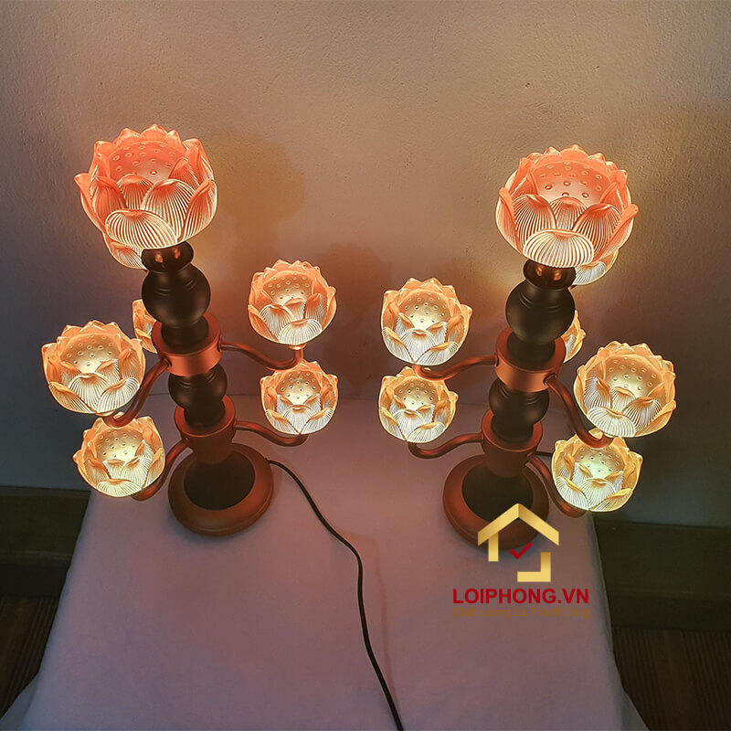 Đèn thờ hoa sen 7 bông bằng lưu ly cao cấp cao 48 cm