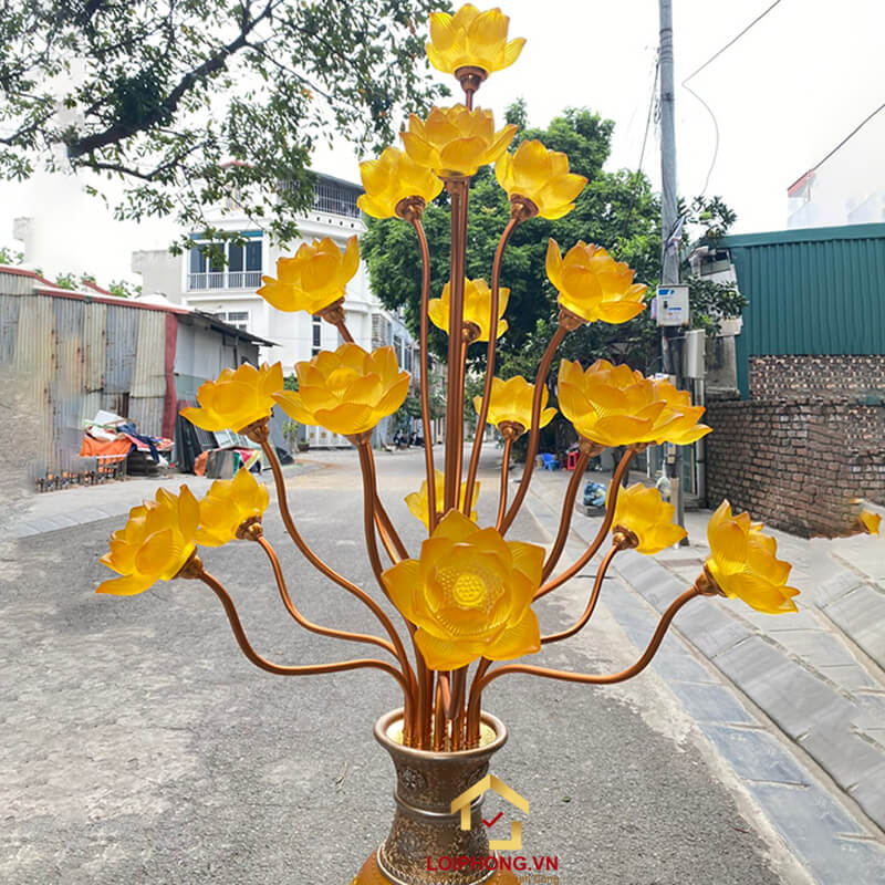 Đèn Thờ Hoa Sen Bình Lưu Ly 19 bông cao 126cm