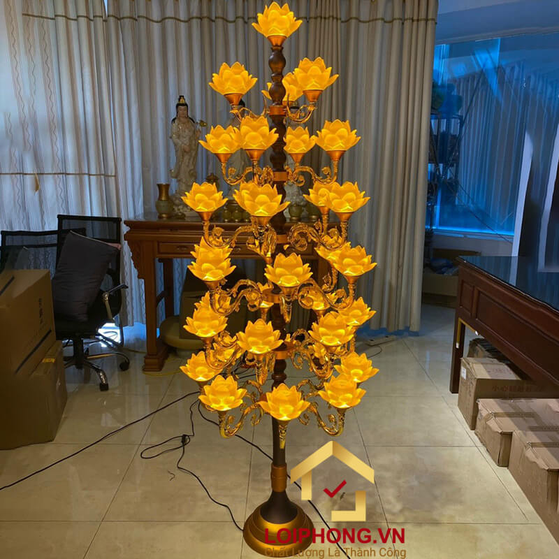 Đèn Thờ Hoa Sen Thủy Lưu Ly thân cổ 34 bông nở vàng cao 200cm
