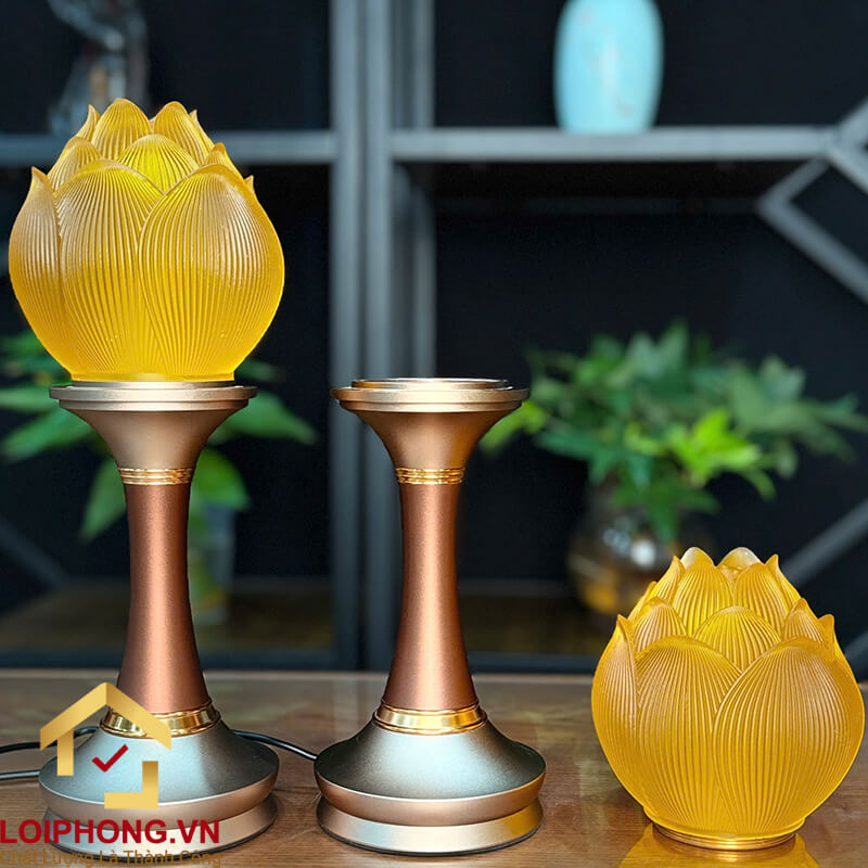 Đèn Thờ Hoa Sen Búp Lưu Ly Thân Hợp Kim Đồng cao cấp