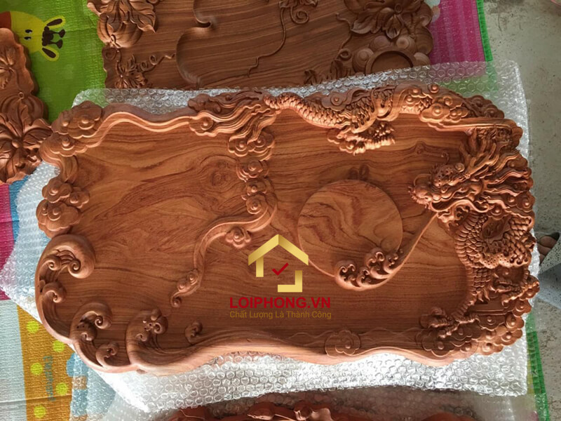 Khay trà gỗ nguyên khối thần long nhả ngọc dài 60 x rộng 35 x dày 4 cm