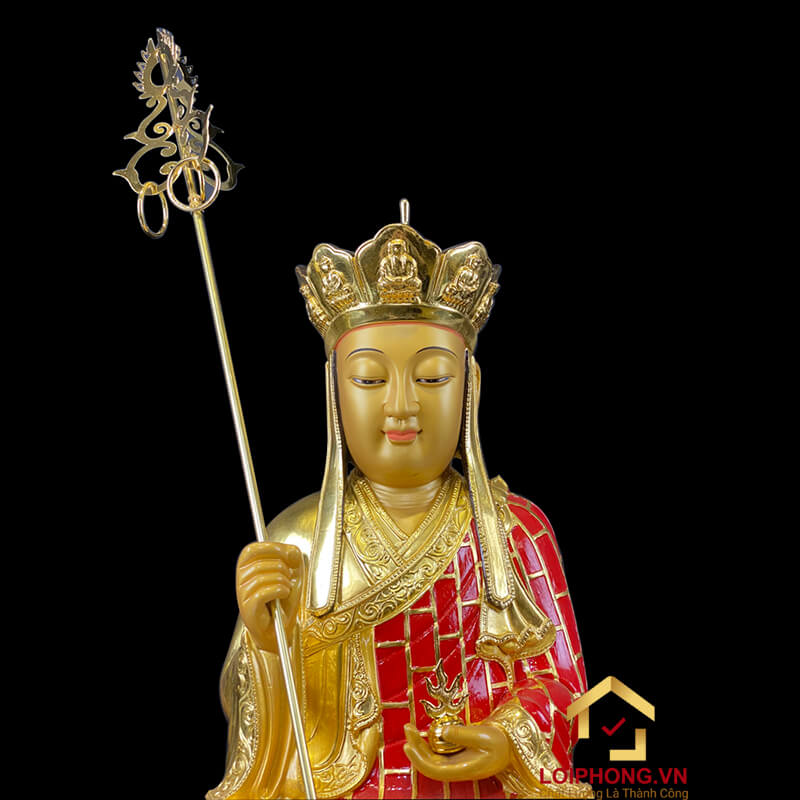 Tượng Địa Tạng Vương Bồ Tát Ngồi Đài Sen Bằng Gỗ Long Não Dát Vàng cao 48cm