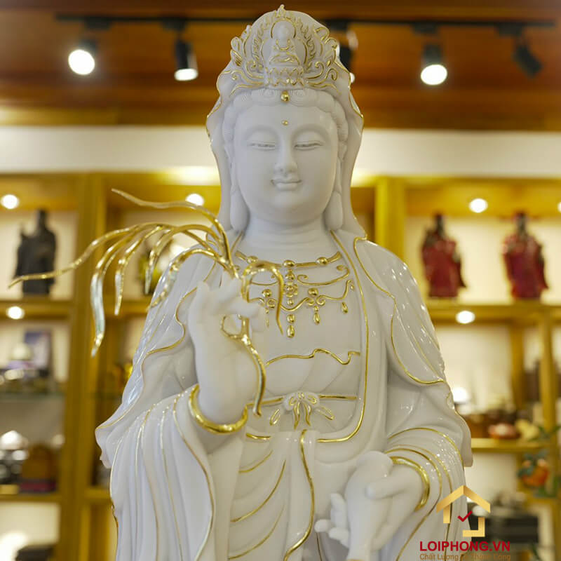 Tượng Phật Quan Âm bằng đá Bạch Ngọc tự nhiên dát vàng 24K