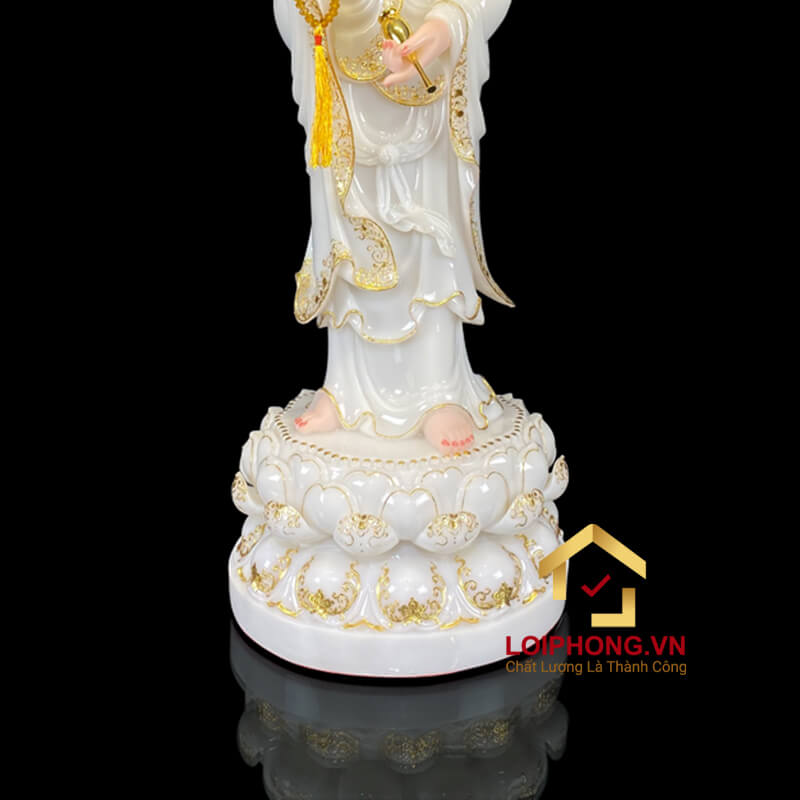 Tượng Phật Quan Âm Đứng Đài Sen Bằng Bột Đá Trắng Viền Vàng Cao từ 40 - 105cm
