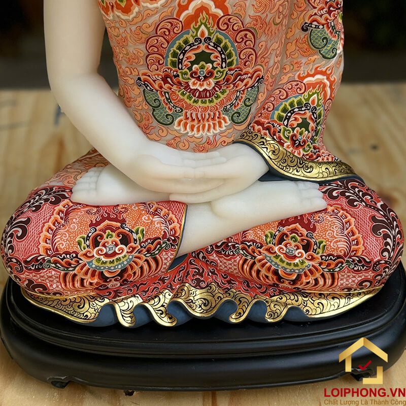 Tượng Phật Thích Ca Tĩnh Tâm Bằng Ngọc Hán Bạch Vẽ Gấm Cao 40cm (Tổng Đế 48cm)