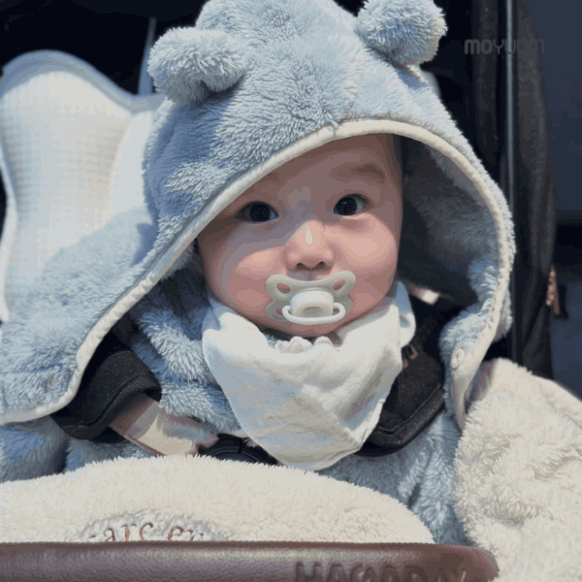 Khi nào nên cho bé dùng ty ngậm? Những thời điểm vàng mẹ nên cân nhắc