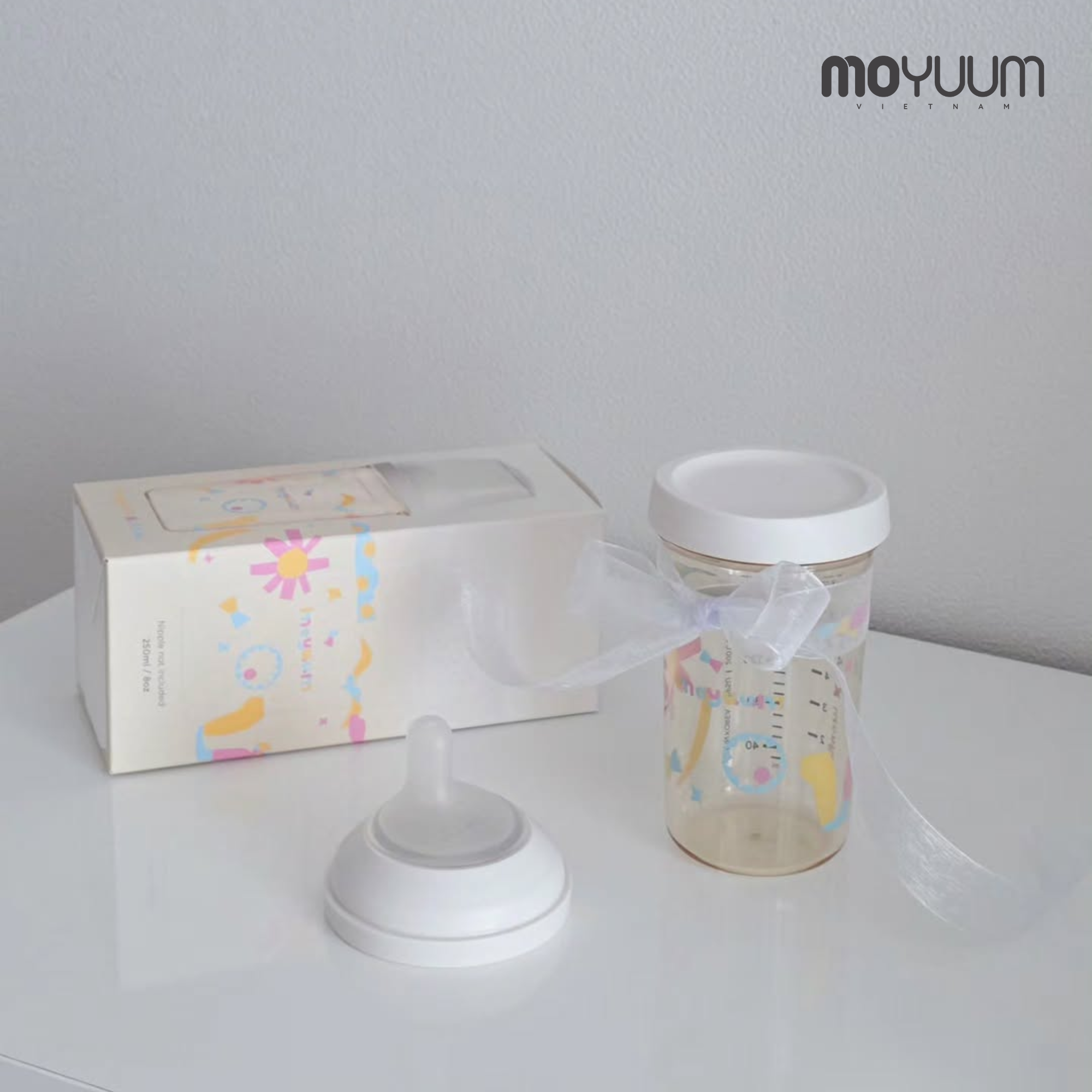 Bình Moyuum hay bình mov.aa – Mẹ Nên Chọn Loại Nào Cho Bé?