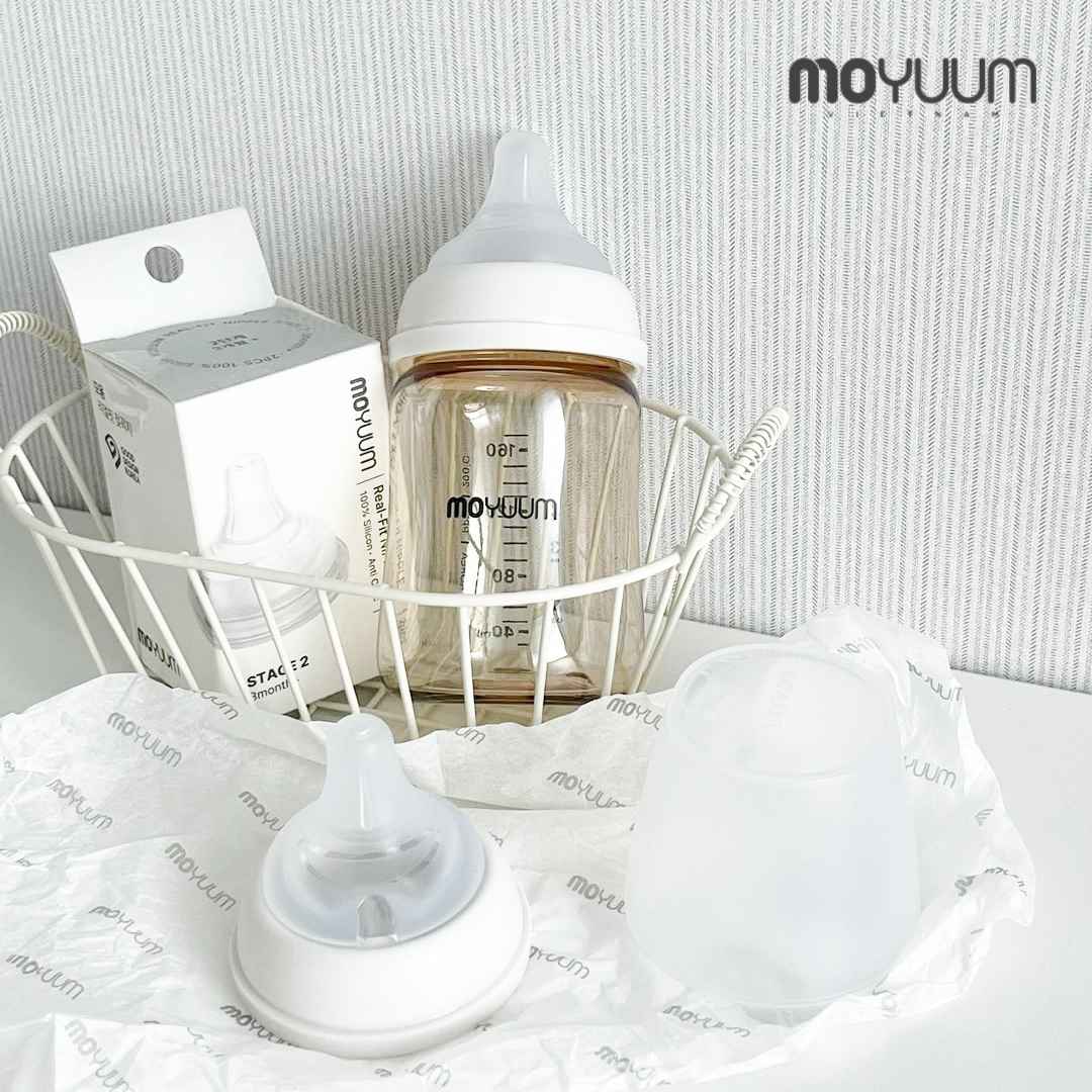 Vì sao núm bình Moyuum bị bẹp khi bé bú? Chuyên gia gợi ý cách xử lý đúng chuẩn