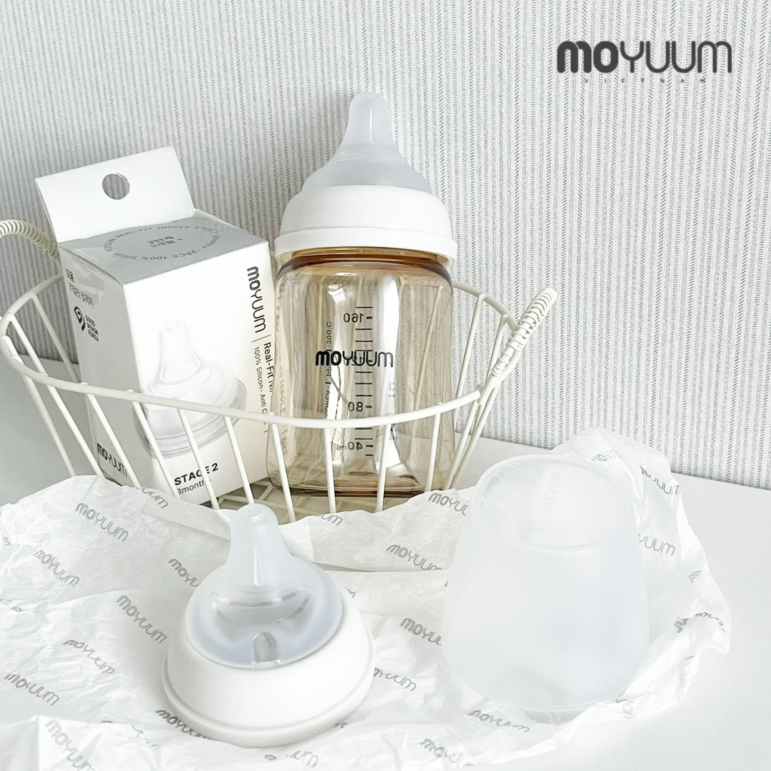 Giải mã hiện tượng núm bình Moyuum bị bẹp – Bé ăn khó, mẹ xử lý thế nào?