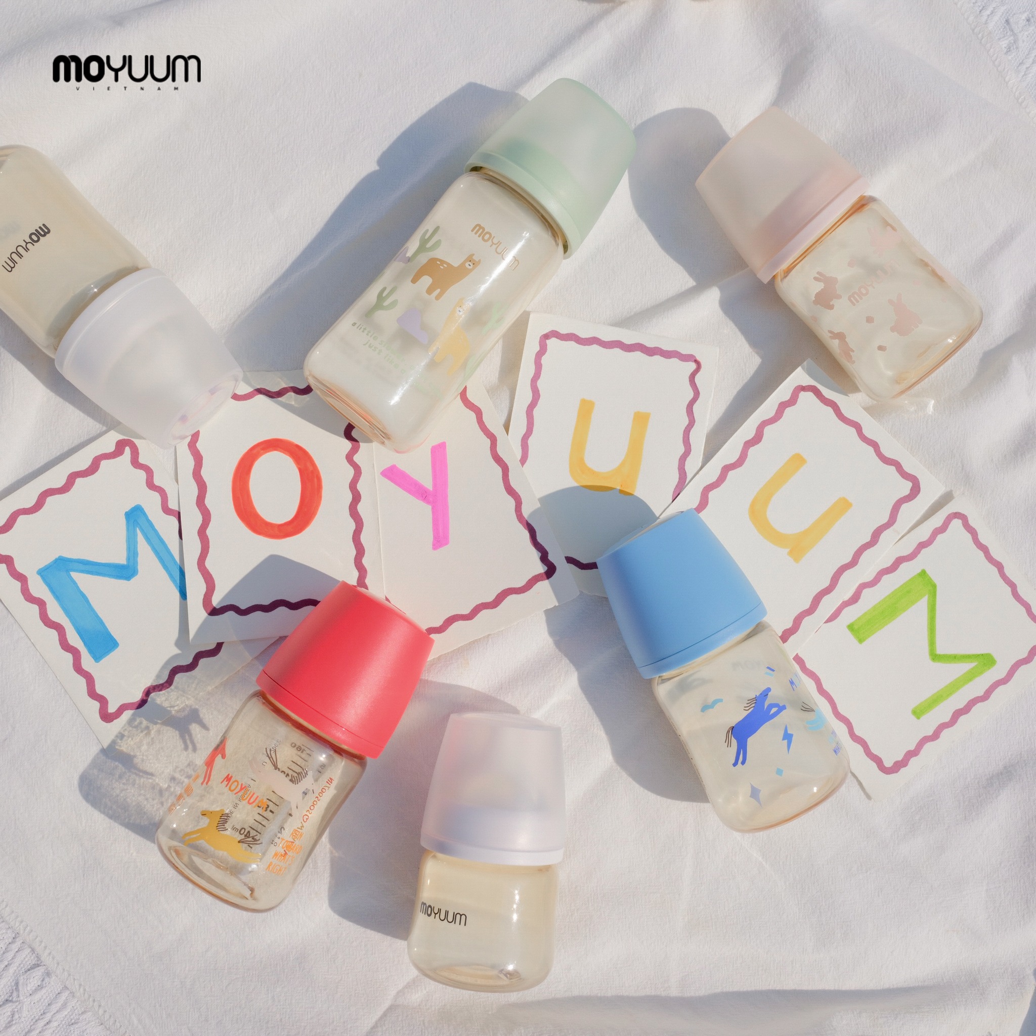 [Cập nhật 2026] Phân biệt bình Moyuum thế hệ 3 mới nhất – Hướng dẫn nhận biết chính xác cho ba mẹ
