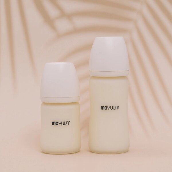 Review bình sữa Moyuum silicone