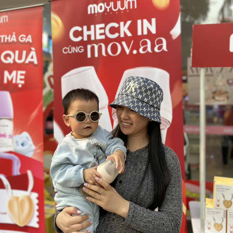 Hành trình ghi dấu mov.aa tại các điểm bán chính hãng trên toàn quốc