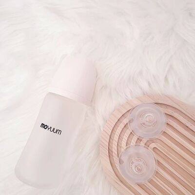 Giải mã bí mật về núm bình Real Fit độc quyền thương hiệu Moyuum: Có gì mà các bé mê tới vậy?