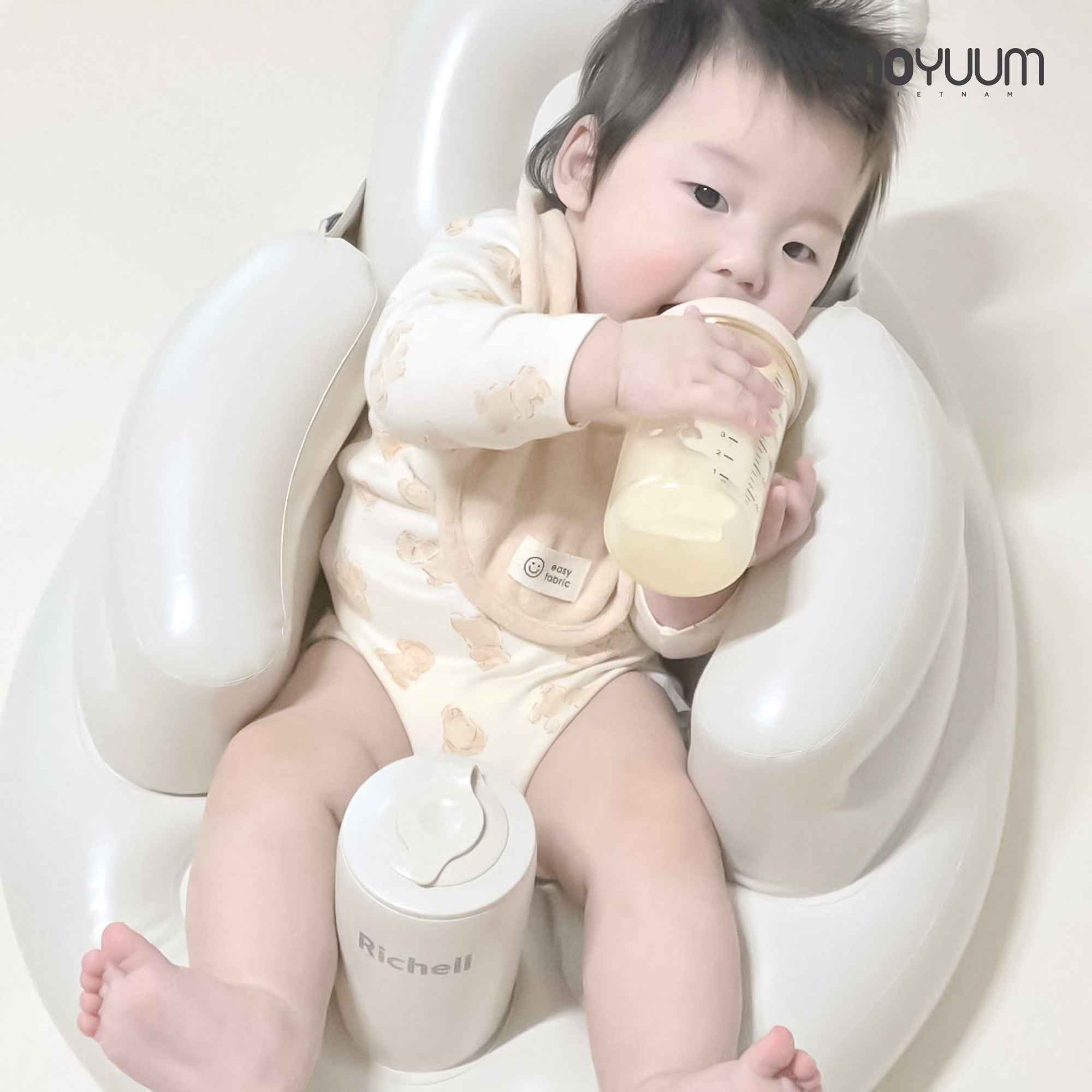 Đánh giá núm bình mov.aa: Độ mềm ra sao, phù hợp với những bé nào?