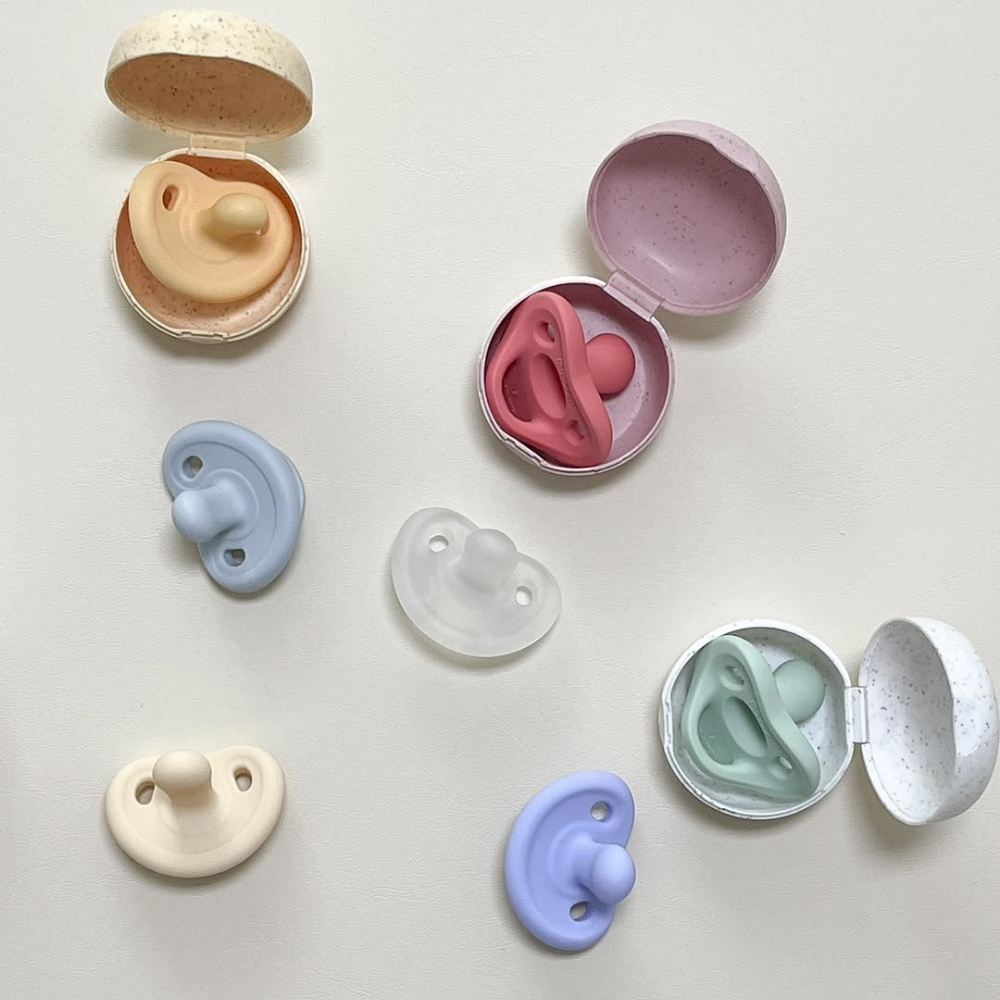 Ty Ngậm Silicone Moyuum Thế Hệ Mới - Ưu Việt Từ Thiết Kế Đến Chất Liệu