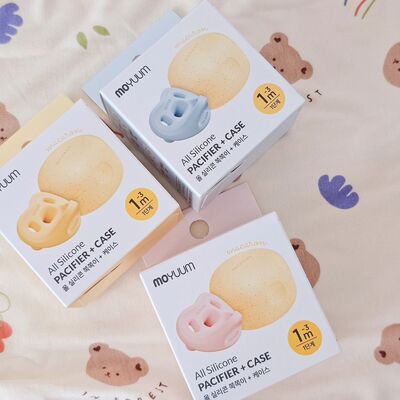 Ty ngậm 100% silicon Moyuum có mấy size? Trẻ từ mấy tháng có thể sử dụng ty ngậm?