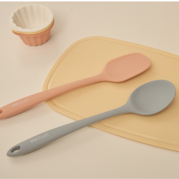 Phới dẹt silicone Moyuum - Đỏ/Vàng/Xám