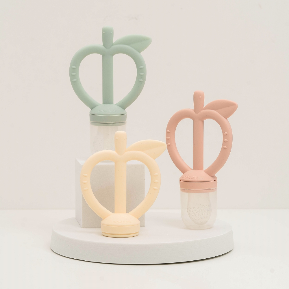 Túi lưới trái cây gặm nướu 2 in 1 Moyuum Feeder Teether - 5m+ - Màu xanh