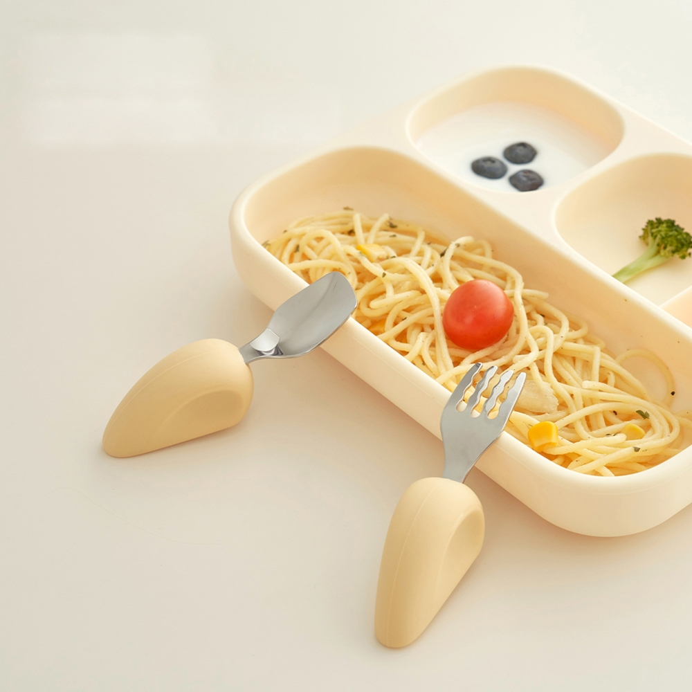 Bộ thìa dĩa Moyuum - Tay cầm silicon hình trái tim - Màu vàng mustard