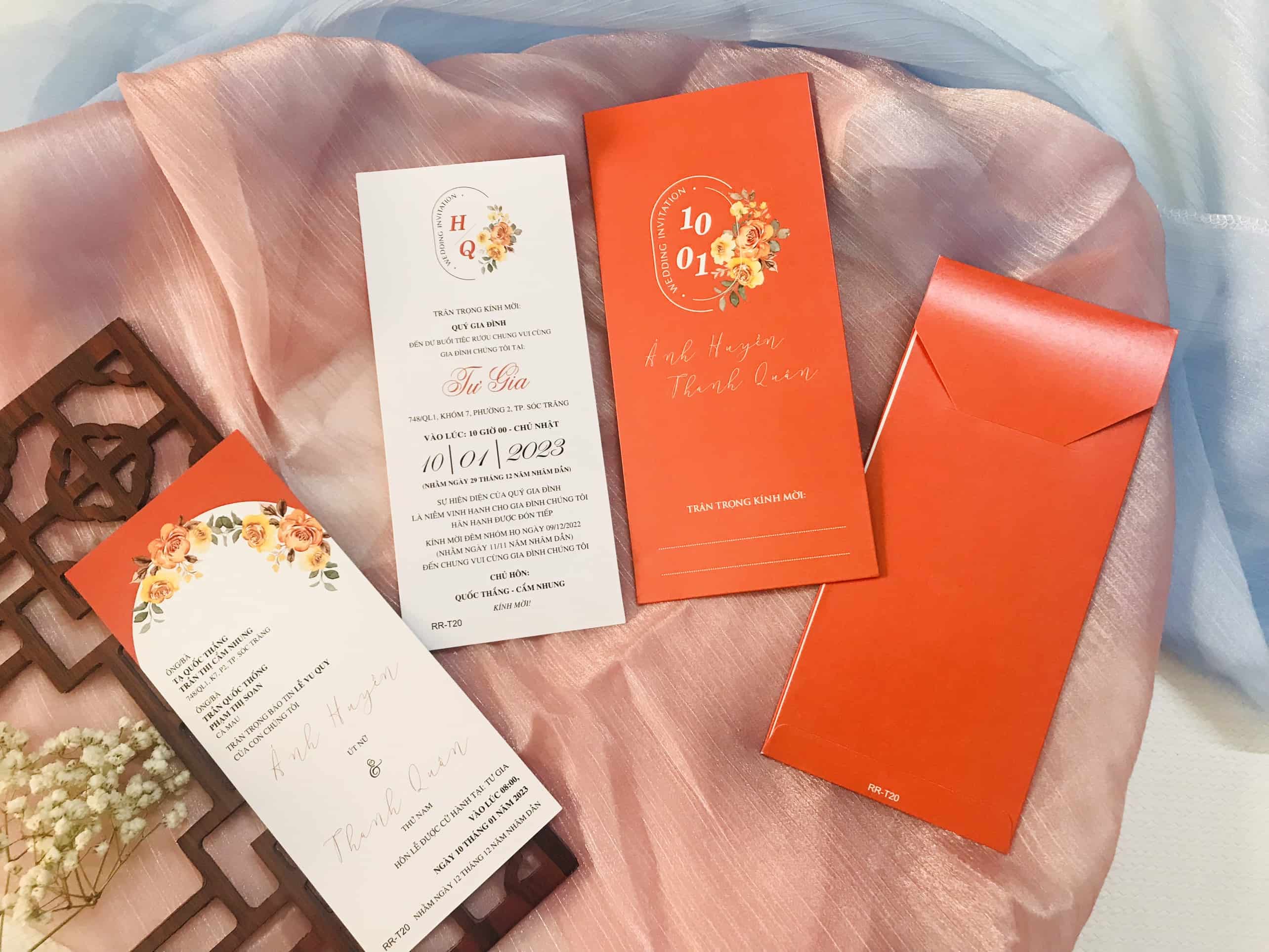 (RR-T20) Thiệp Cưới KTS Giấy Ford 200