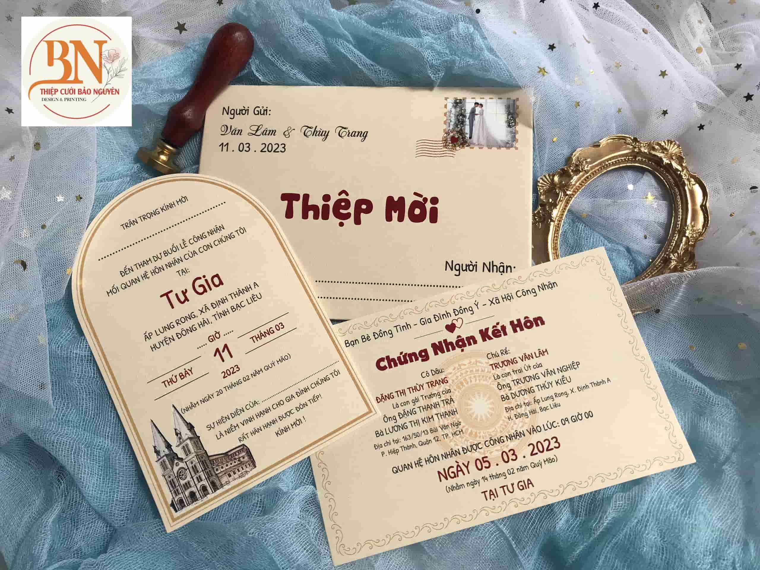(RRK-BN09) Thiệp Cưới KTS Giấy Ford 200