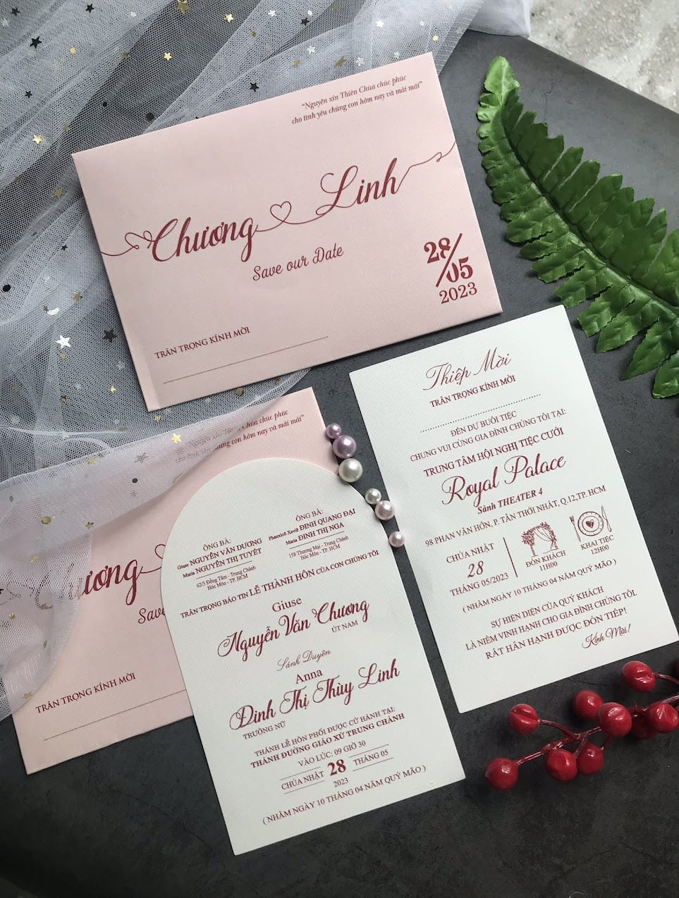 (RRK-BN56) Thiệp Cưới KTS Giấy Ford 200