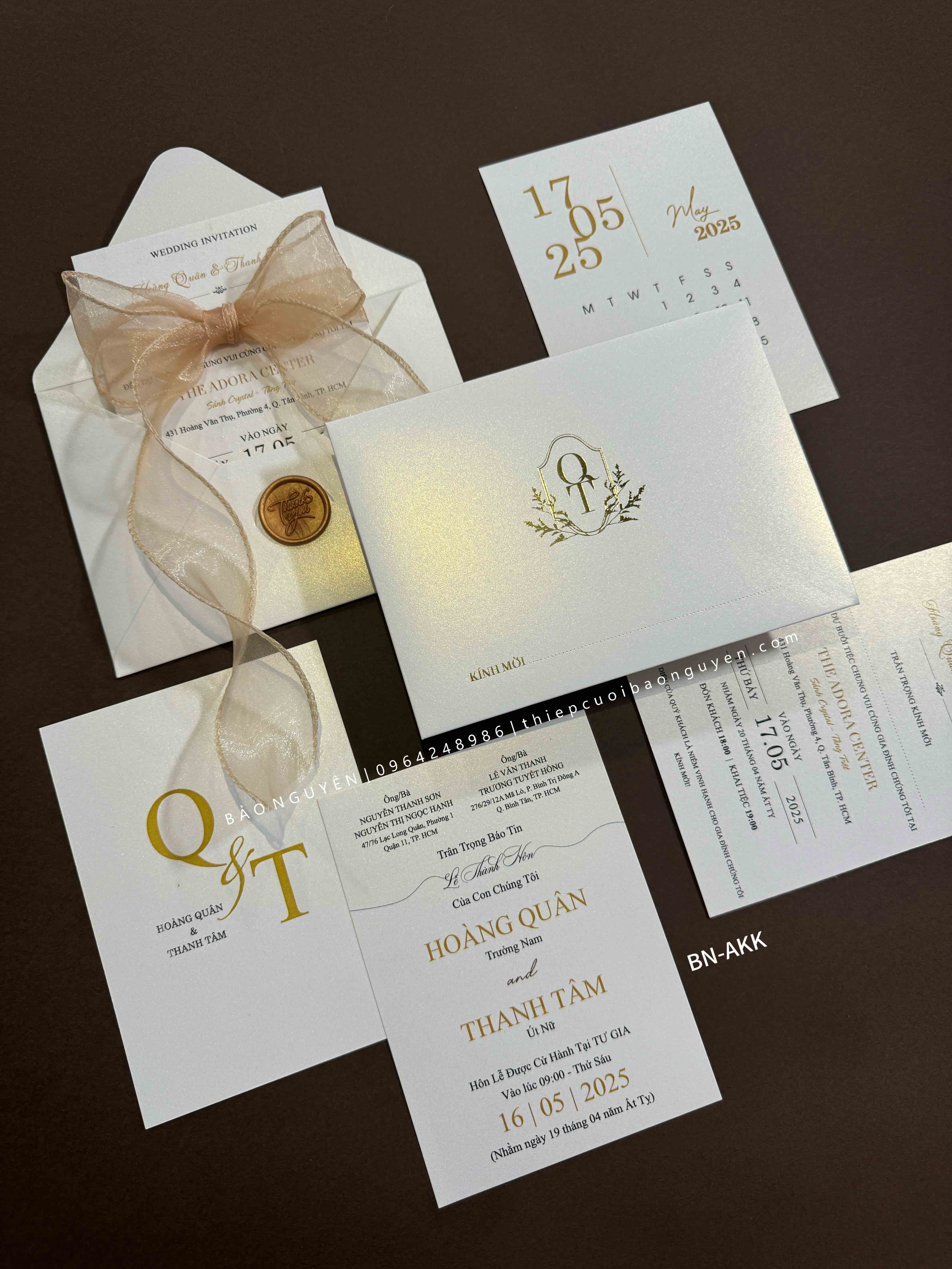 ( BN-AK040) Thiệp Cưới Ánh Kim BN