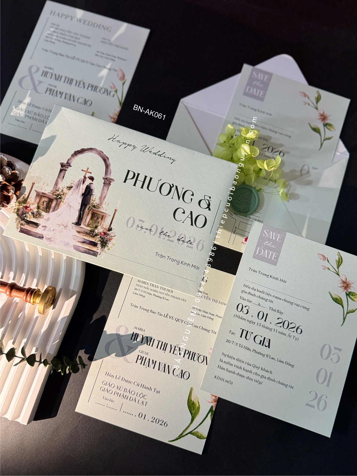 (BN-AK061) Thiệp Cưới Ánh Kim BN