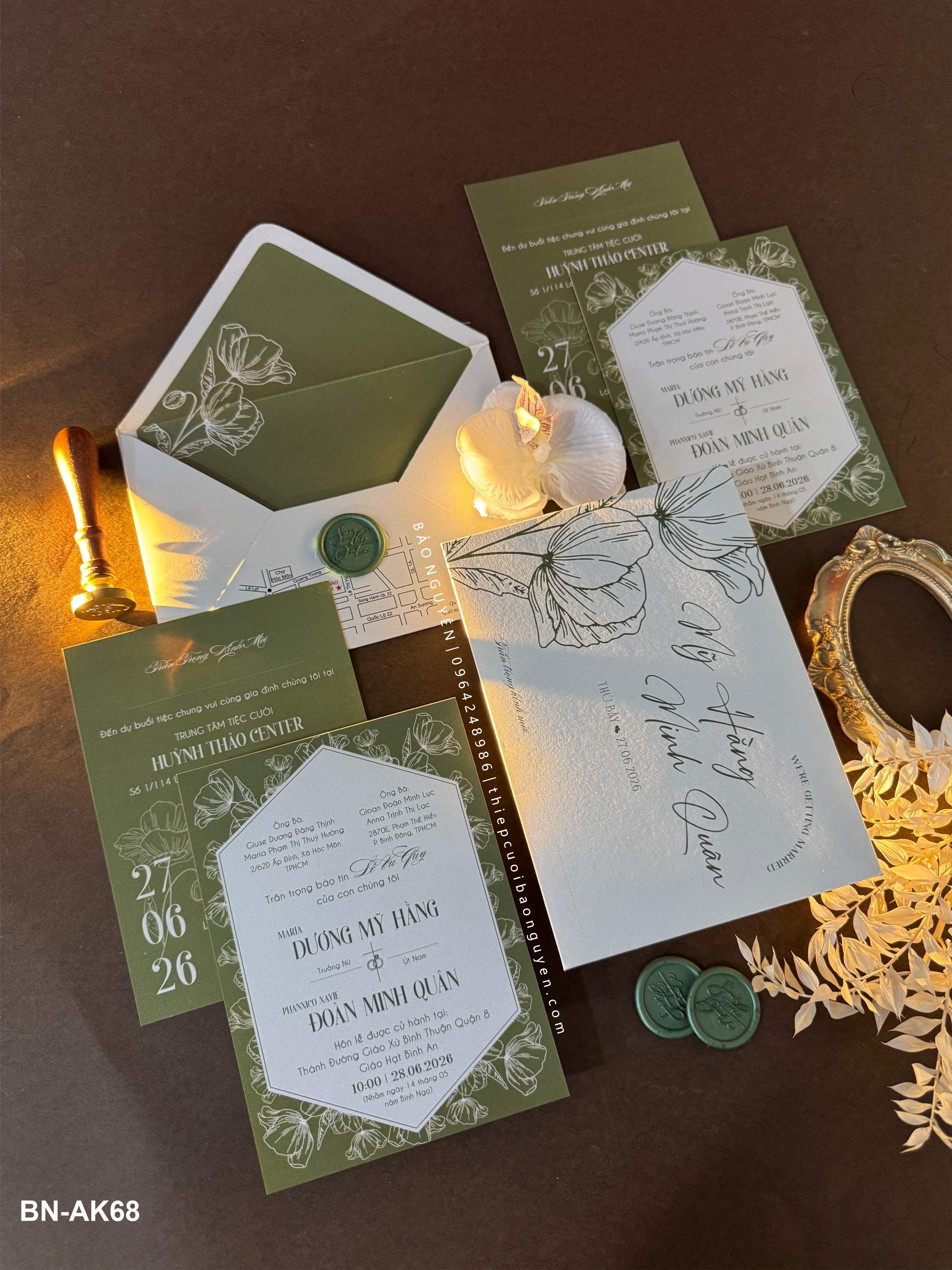 (BN-AK068) Thiệp Cưới Ánh Kim BN