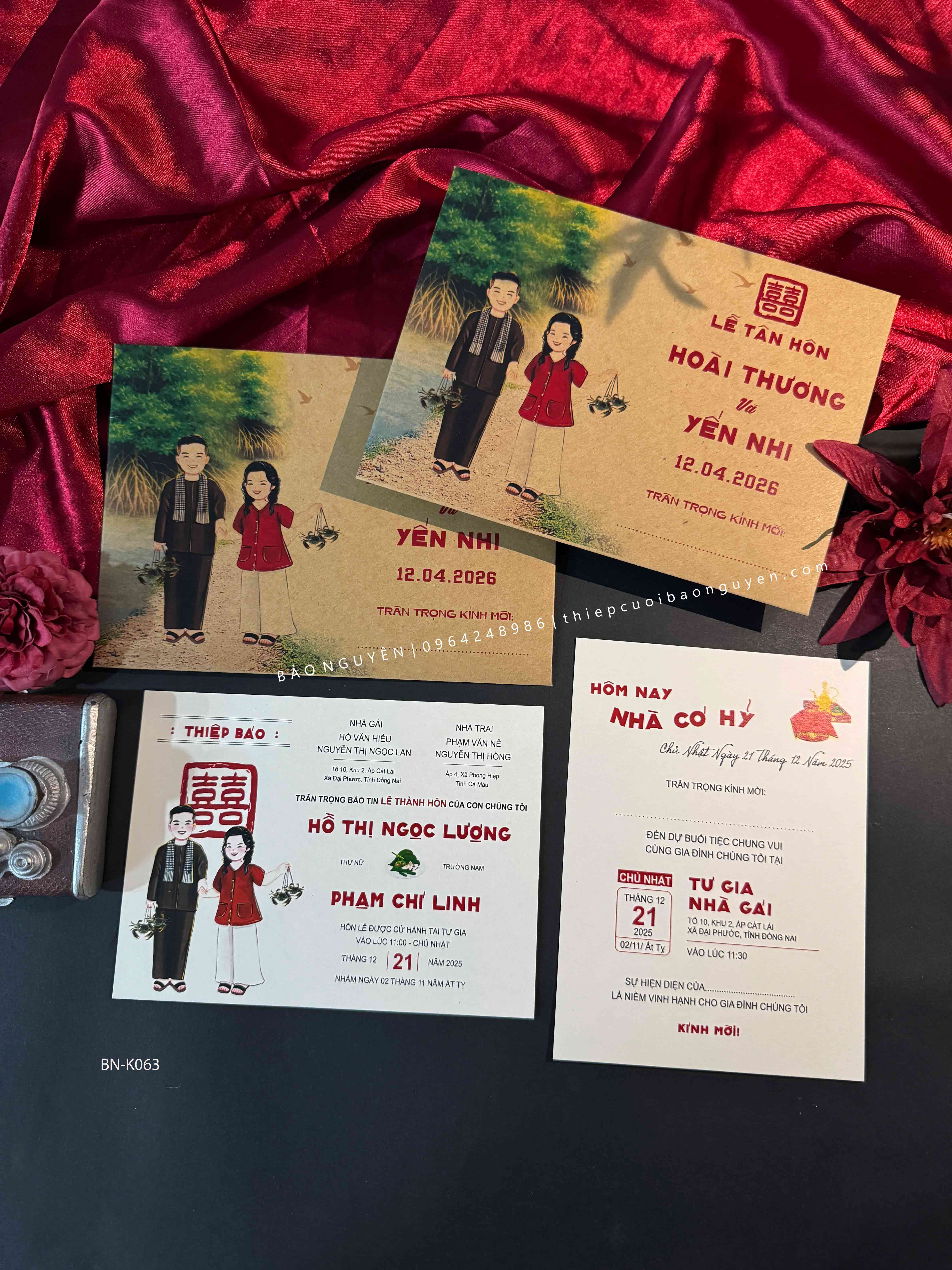 (BN-K063) Thiệp Cưới giấy Kraft hình chibi