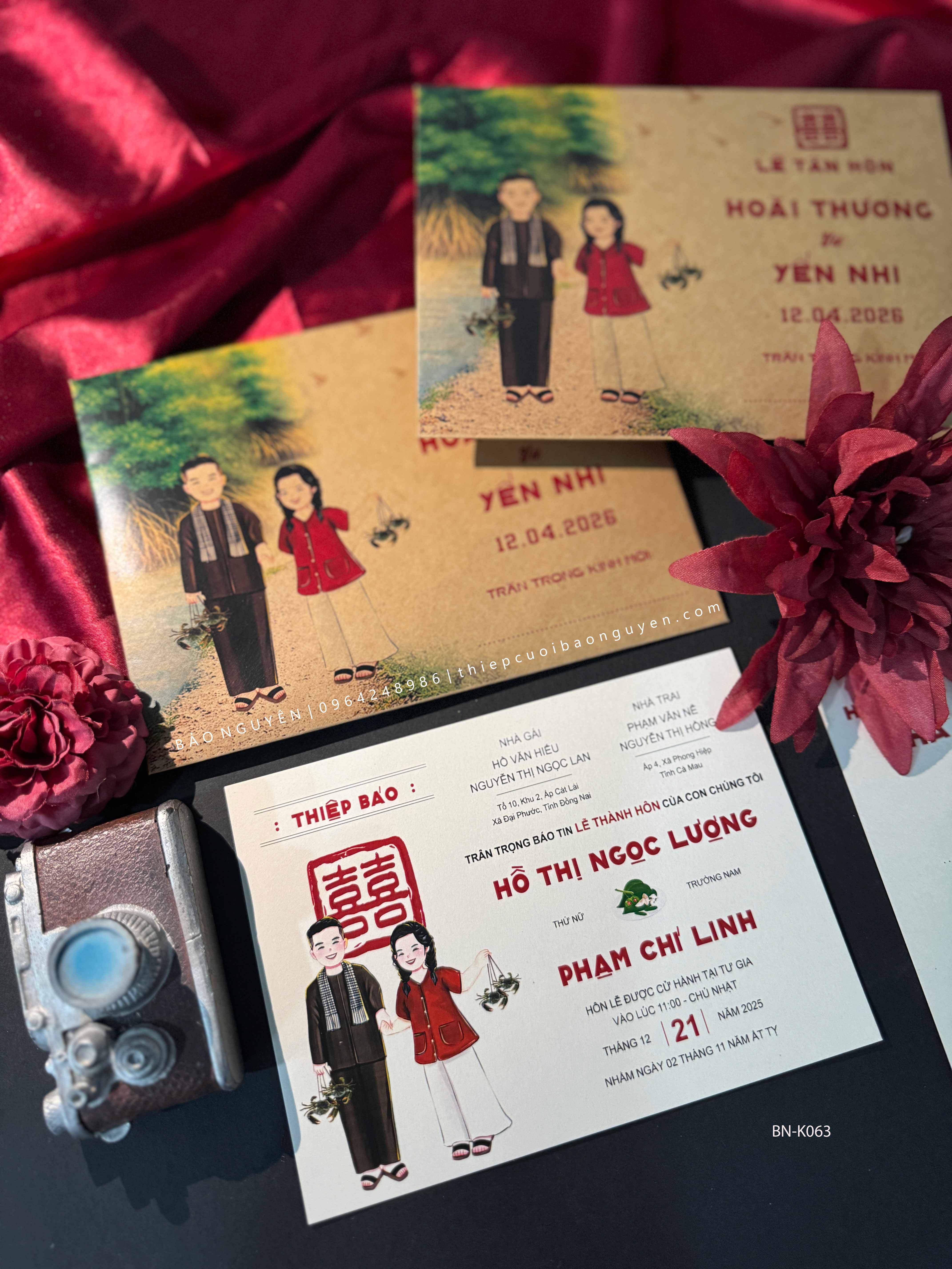 (BN-K063) Thiệp Cưới giấy Kraft hình chibi