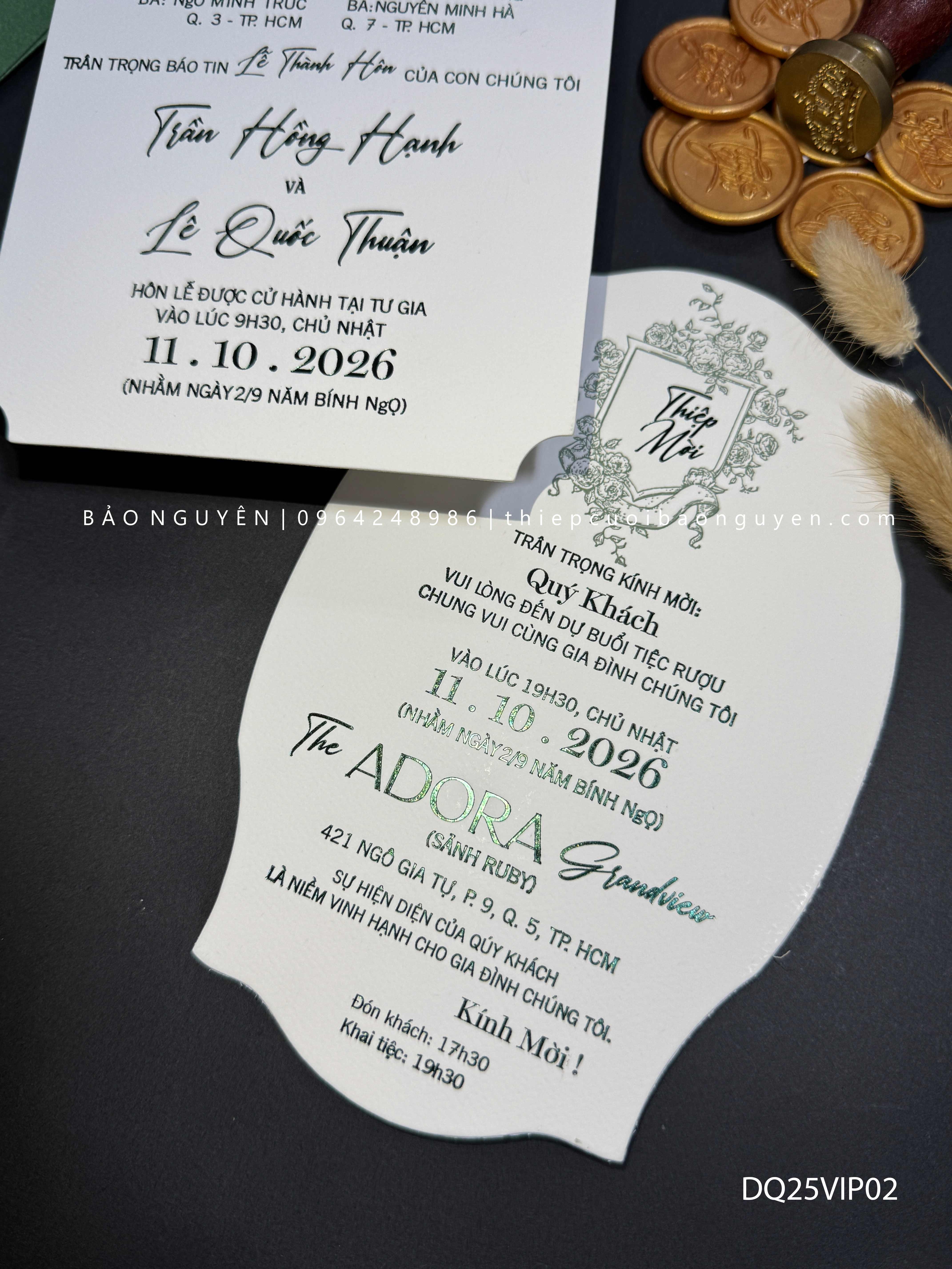 (DQ25VIP02MT- XanhForest) Thiệp Cưới  Cao Cấp Ép Kim