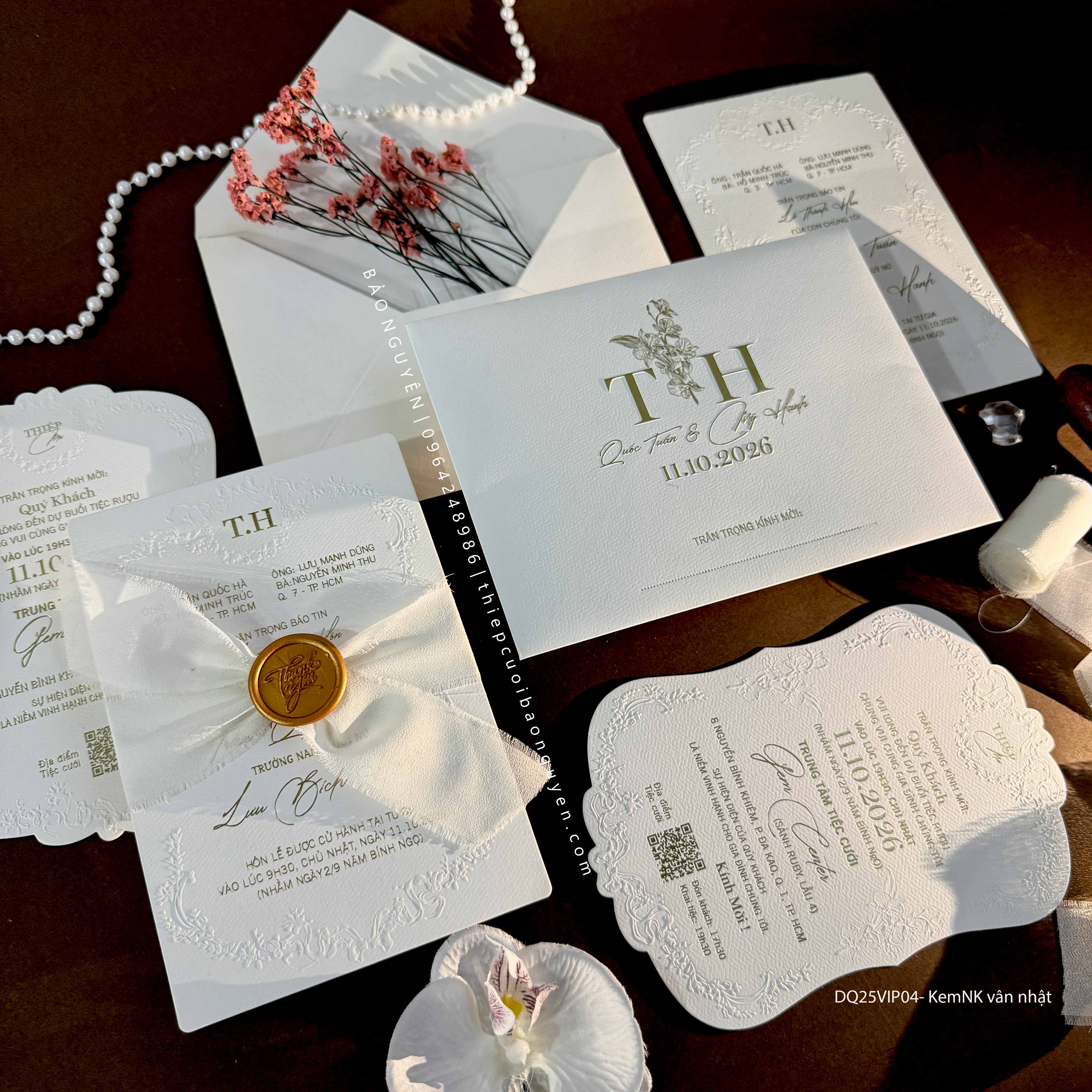 (DQ-25VIP04-KemNK vân nhật) Thiệp Cưới Cao Cấp 2026