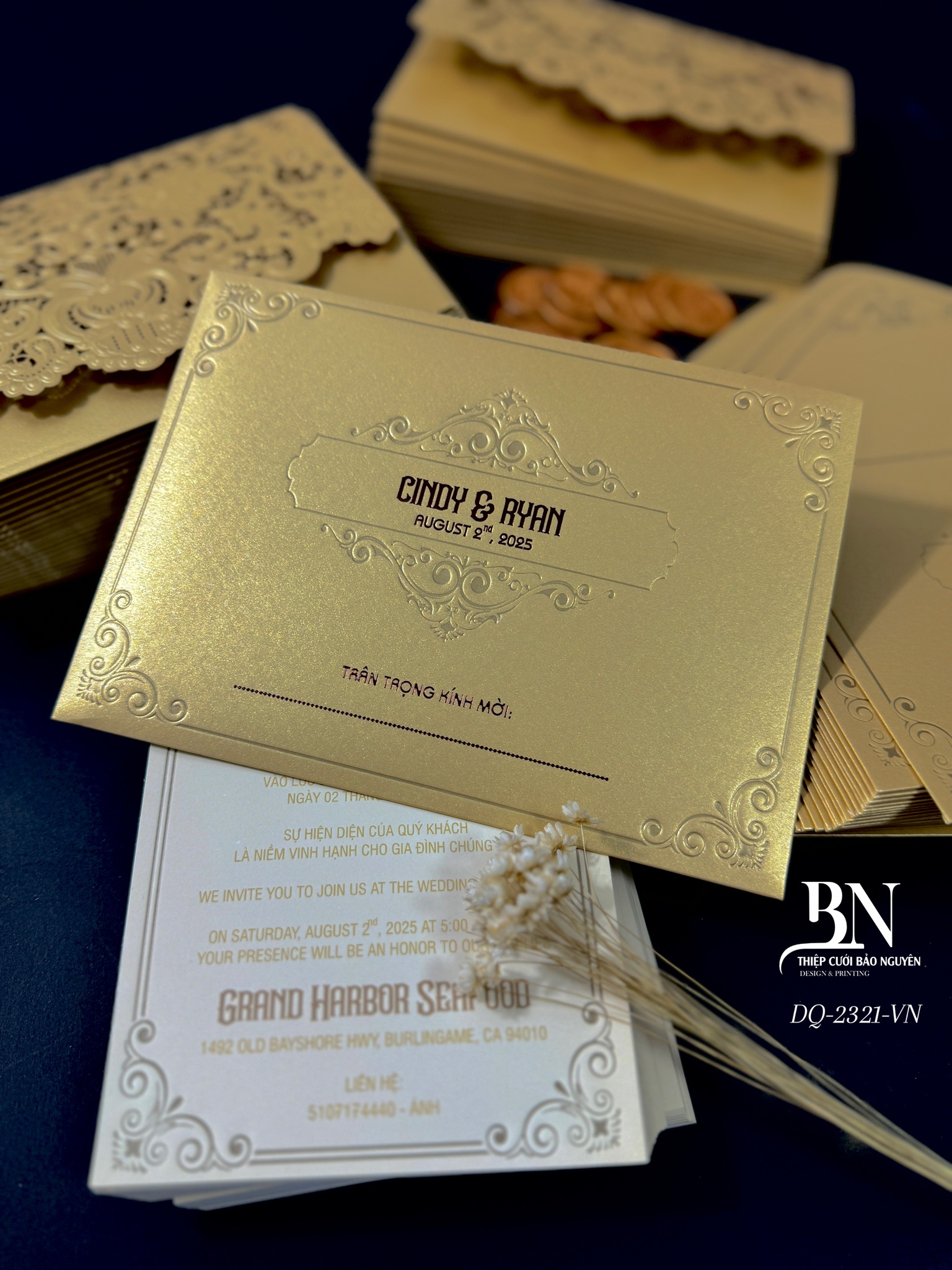 (DQ2321- vàng nhũ) Thiệp Cưới Ép Kim Cao Cấp/Thiệp Cưới Luxury