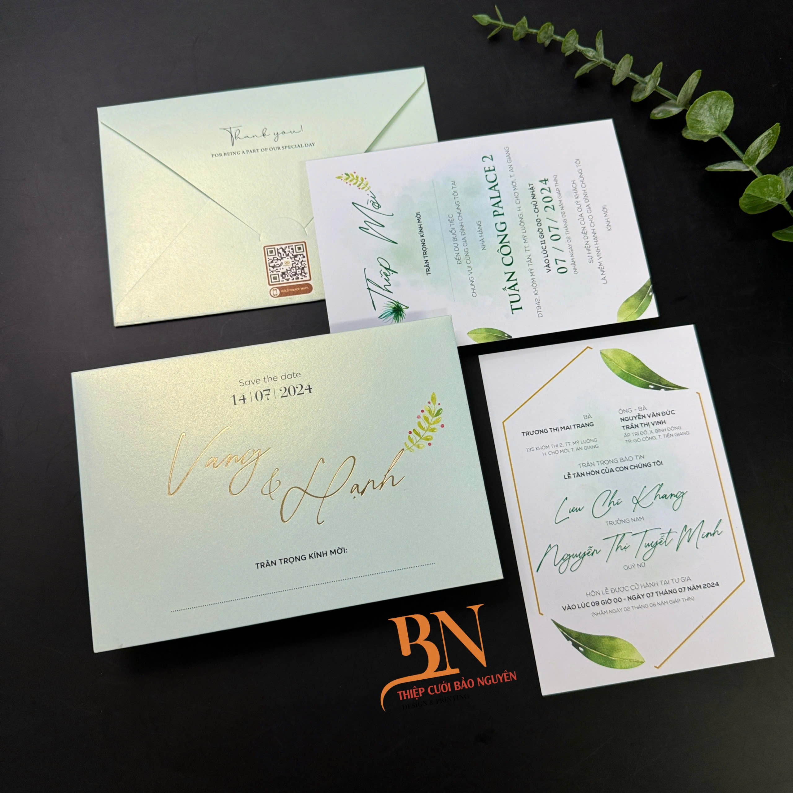 (RR-AK02) Thiệp Cưới Giấy Ánh Kim