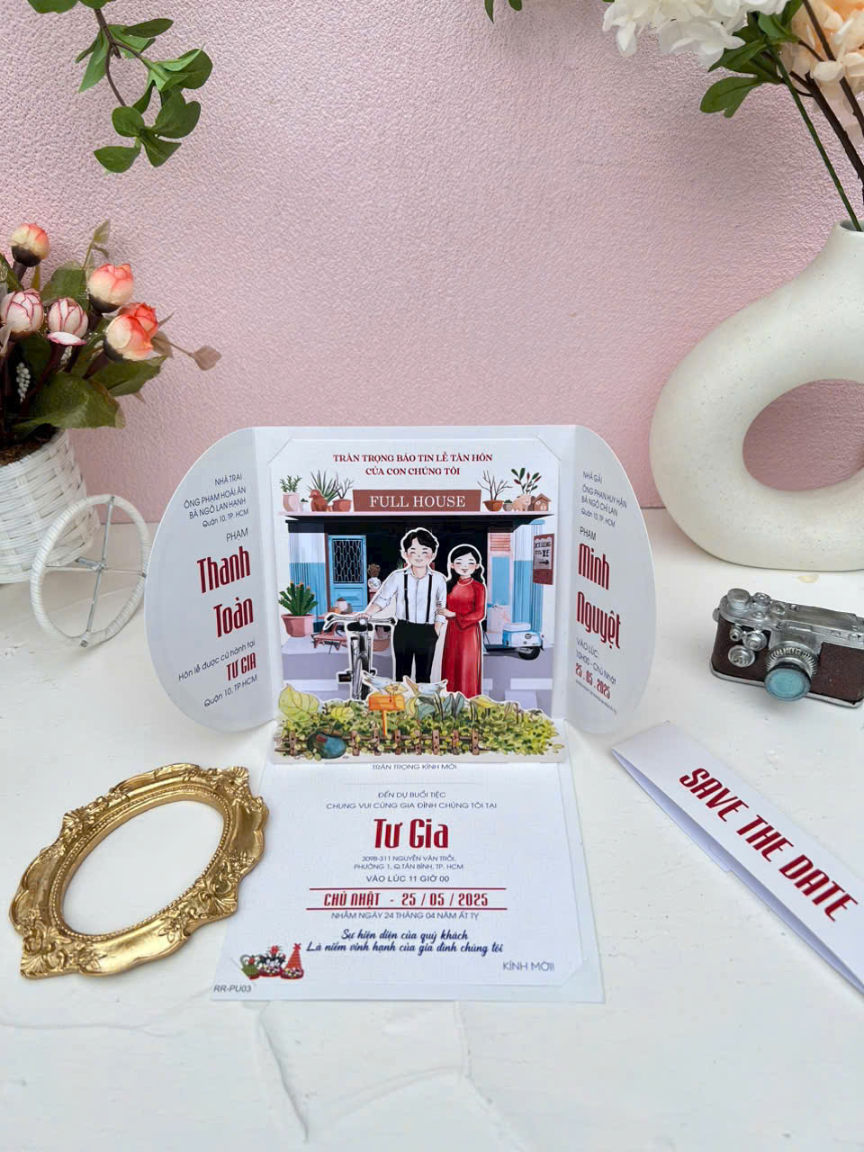 (RR-PU03) Thiệp Cưới 3D Cao Cấp Mẫu Chibi Hiện Đại