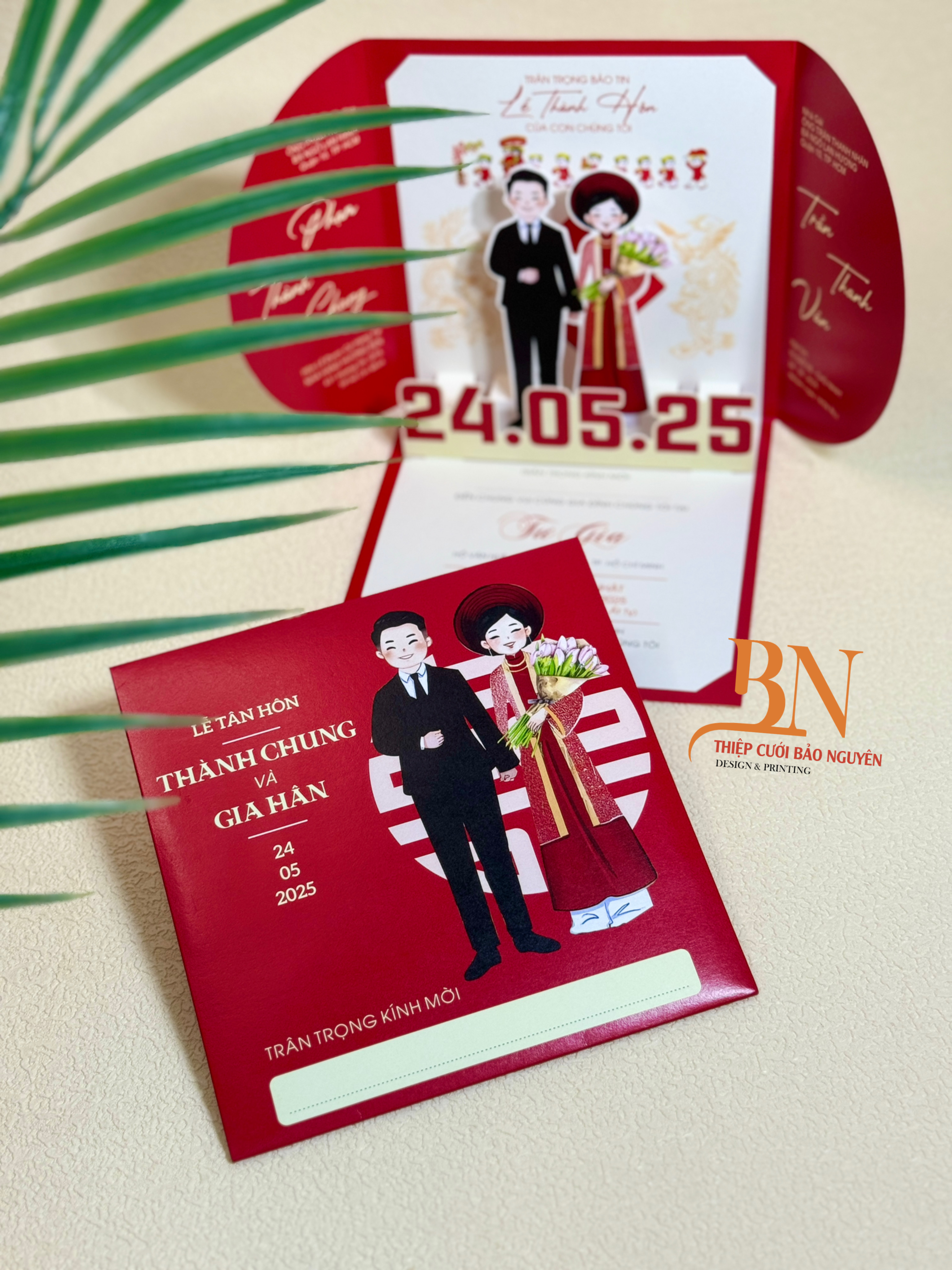 (RR-PU05) Thiệp Cưới 3D Cao Cấp Mẫu Chibi Hiện Đại