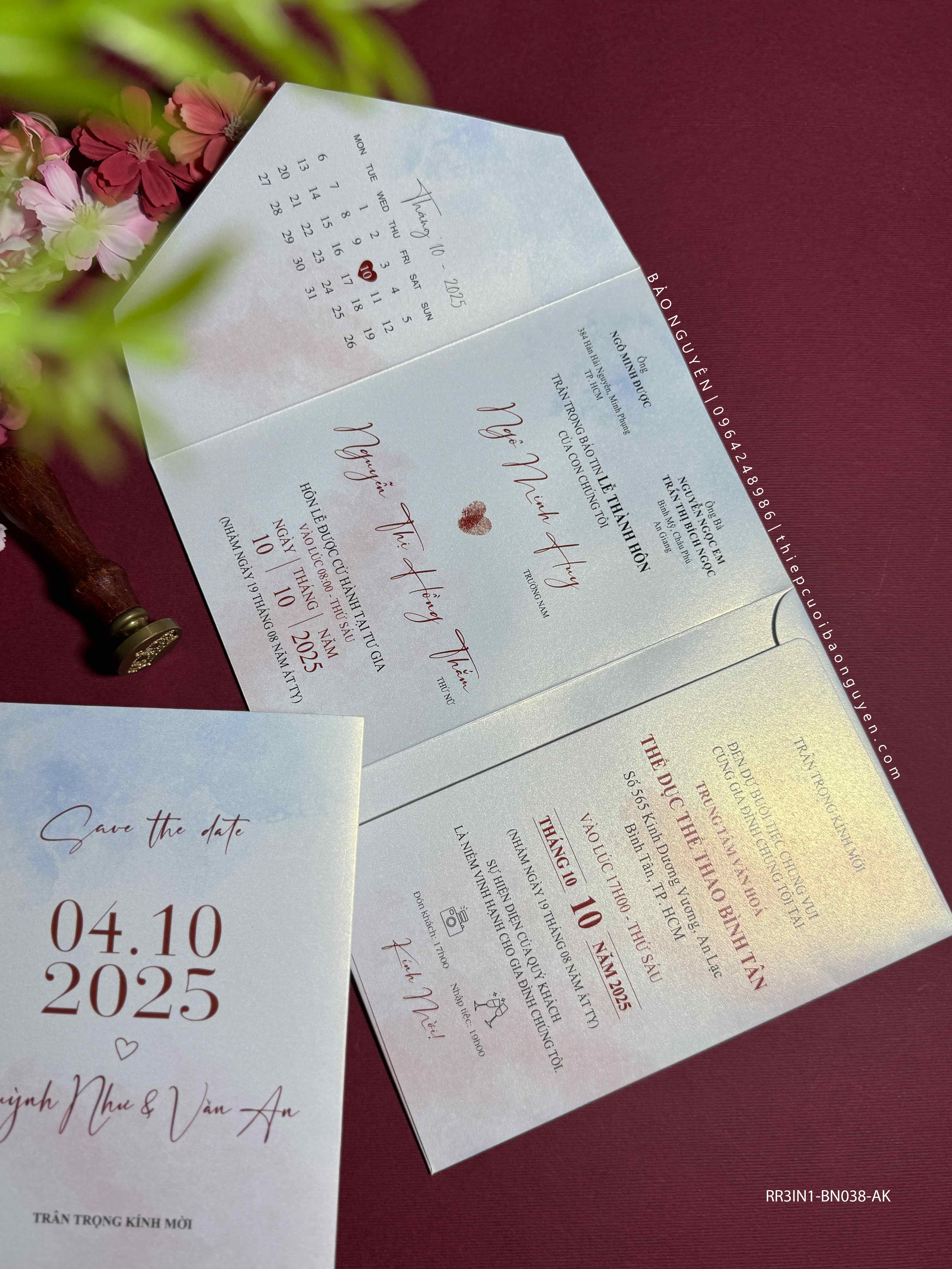 (RR3IN1 - BN058) Thiệp Cưới Gập 3 Có Bao Thư 3IN1 giấy ánh kim